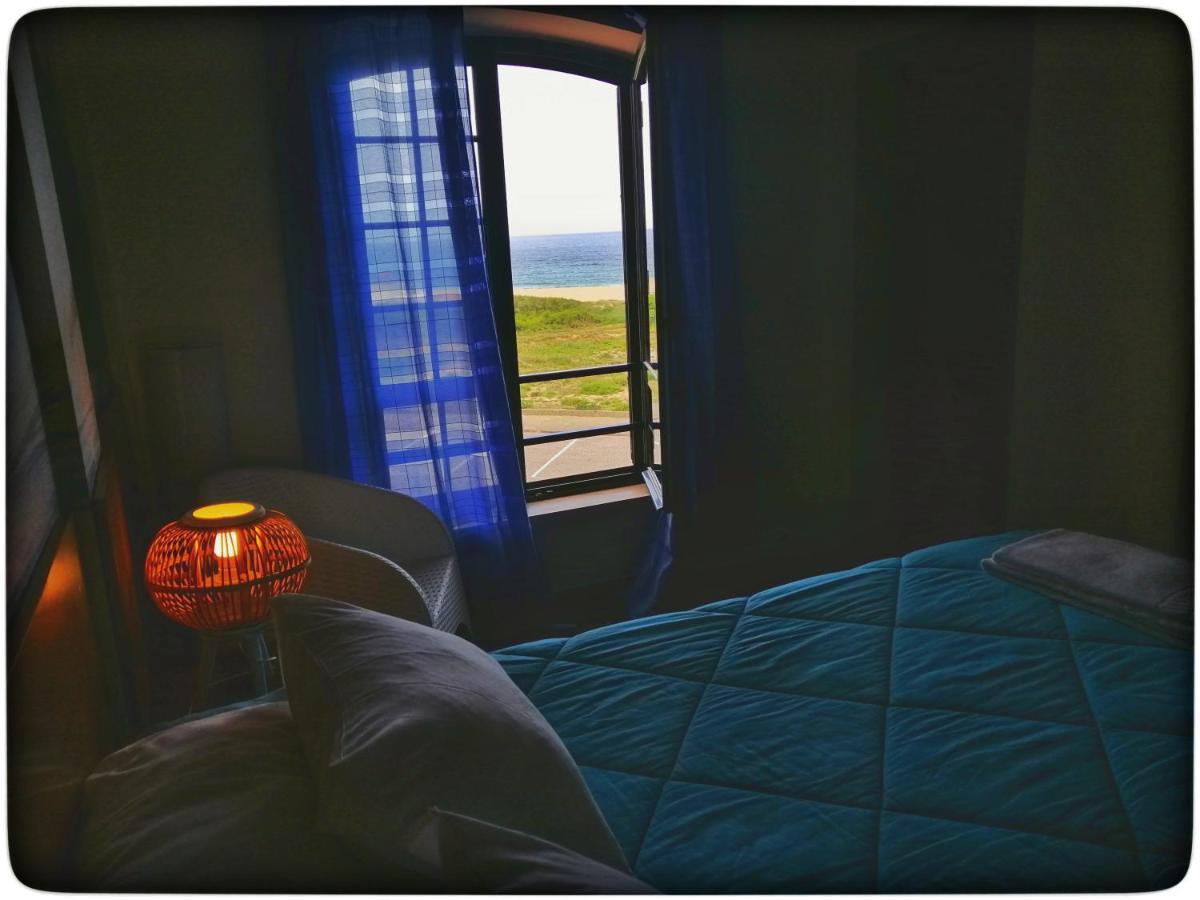 Supertubos Beach Hostel อาโตเกีย ดา บาเลยา ภายนอก รูปภาพ