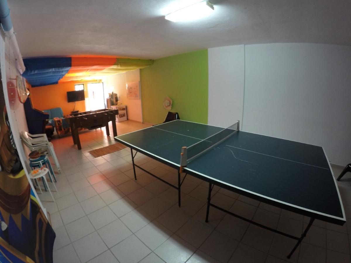Supertubos Beach Hostel อาโตเกีย ดา บาเลยา ภายนอก รูปภาพ